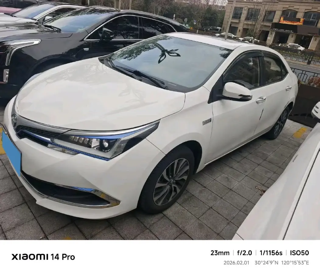 2020 Toyota Corolla Hybird E+ 1.8L 99HP L4 E-CVT PHEV 10.5KWH