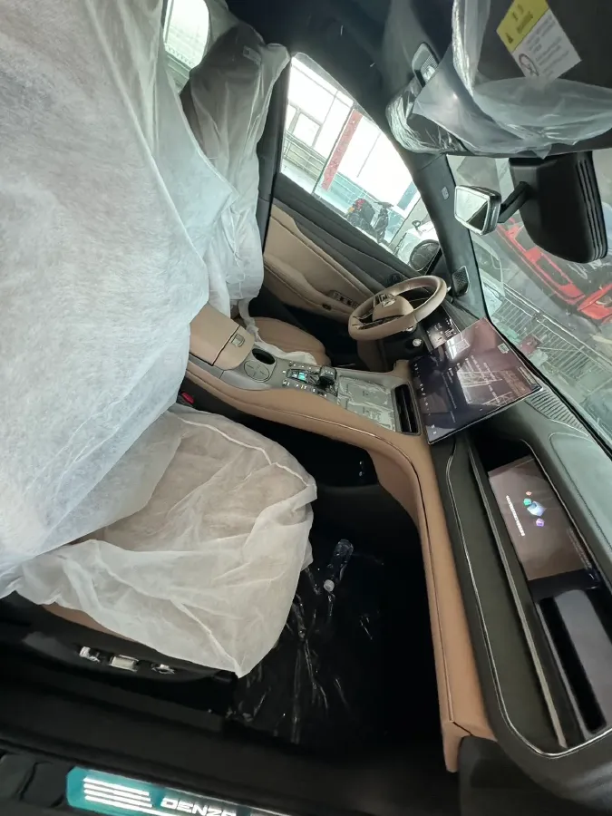 2025 Denza N7 BEV 91.3KWH,autocango,china used car exporter,china ev exporter,chinese used car exporter,chinese used ev exporter