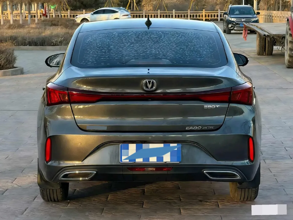 2022 ChangAn Eado 1.4T 160HP L4 7DCT,autocango,china used car exporter,china ev exporter,chinese used car exporter,chinese used ev exporter