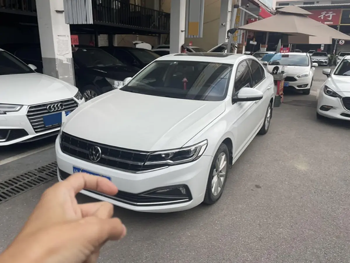 2021 Volkswagen Bora 1.5L 113HP L4 6AT