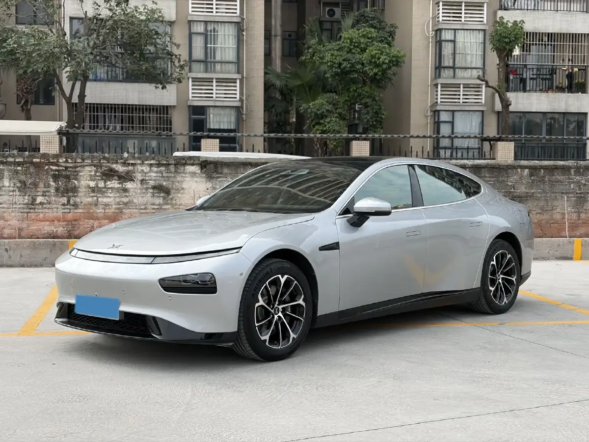 2020 DS 7 1.6T 215HP L4 8AT