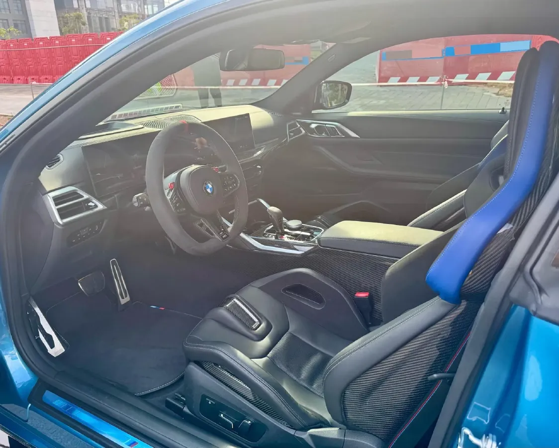 2024 BMW M4 3.0T 530HP L6 8AT,autocango,china used car exporter,china ev exporter,chinese used car exporter,chinese used ev exporter