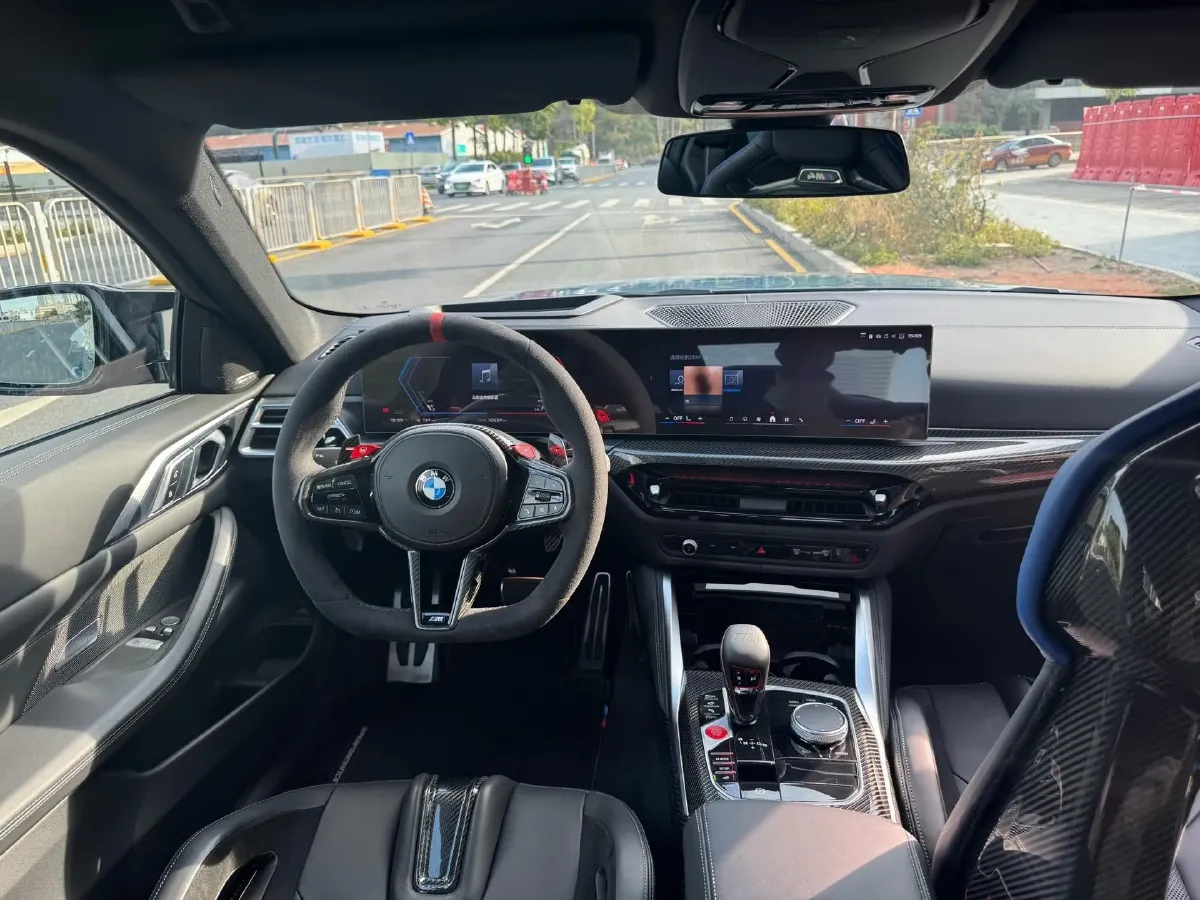 2024 BMW M4 3.0T 530HP L6 8AT,autocango,china used car exporter,china ev exporter,chinese used car exporter,chinese used ev exporter