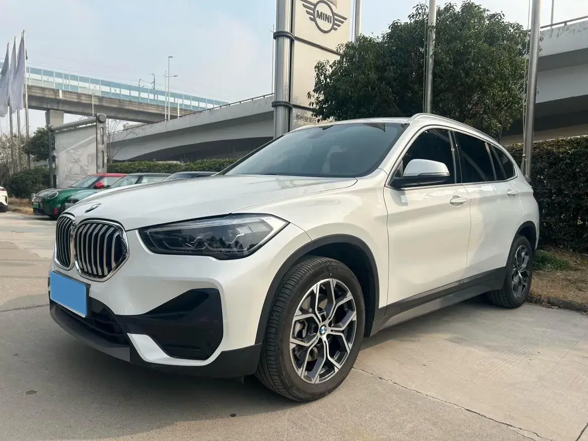 2022 BMW X1 2.0T 192HP L4 7DCT