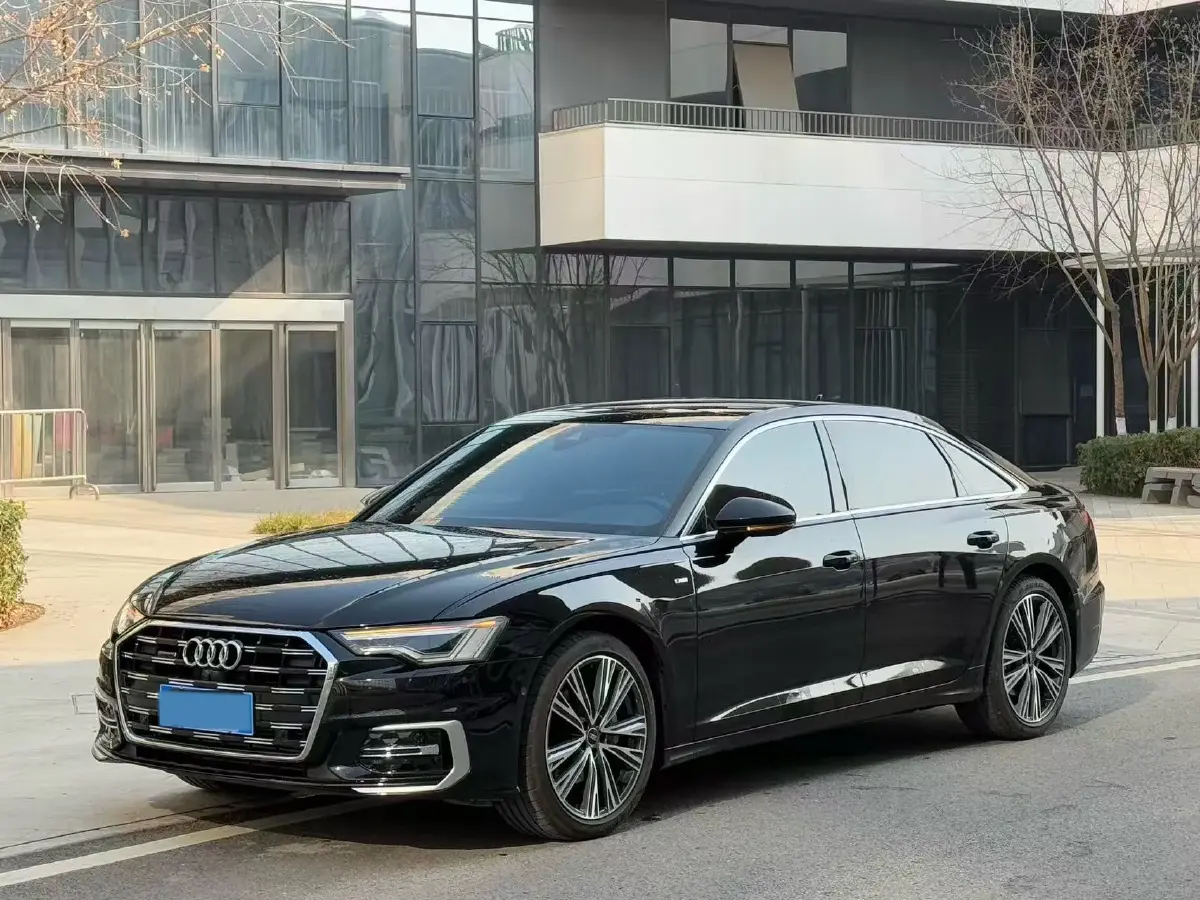 2024 Audi A6L 2.0T 245HP L4 7DCT