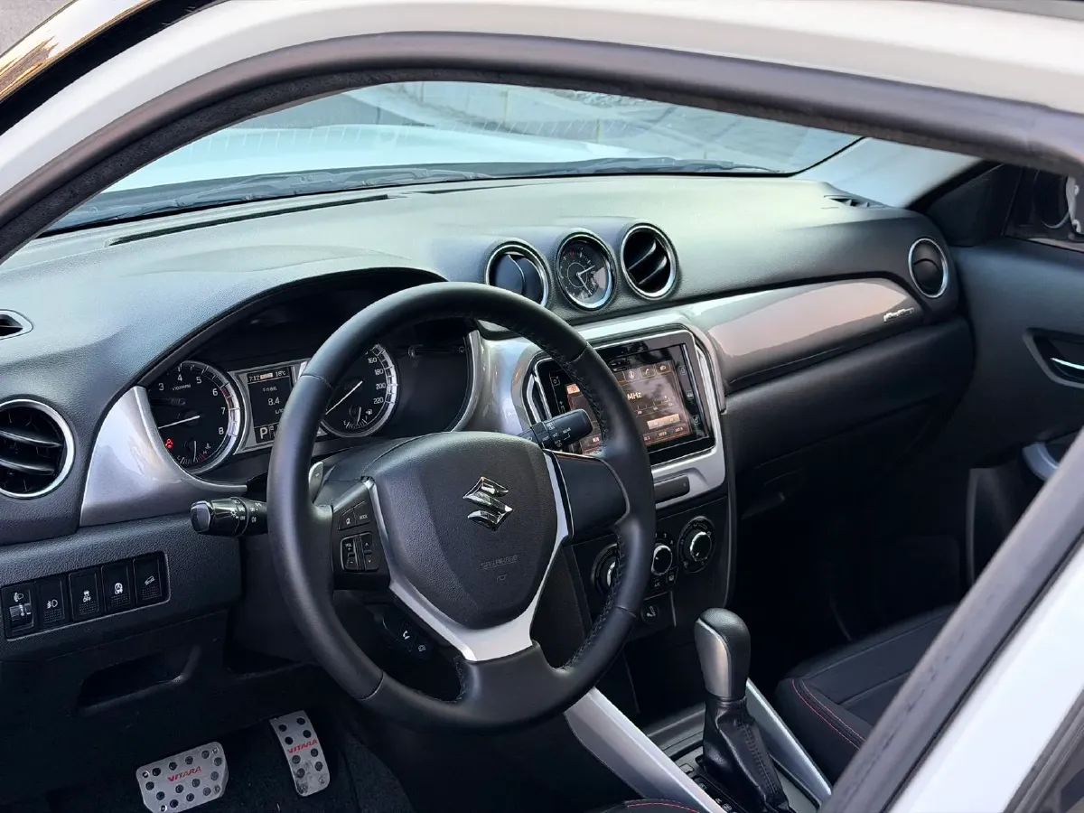 2016 Suzuki Vitara 1.4T 140HP L4 6AT,autocango,china used car exporter,china ev exporter,chinese used car exporter,chinese used ev exporter