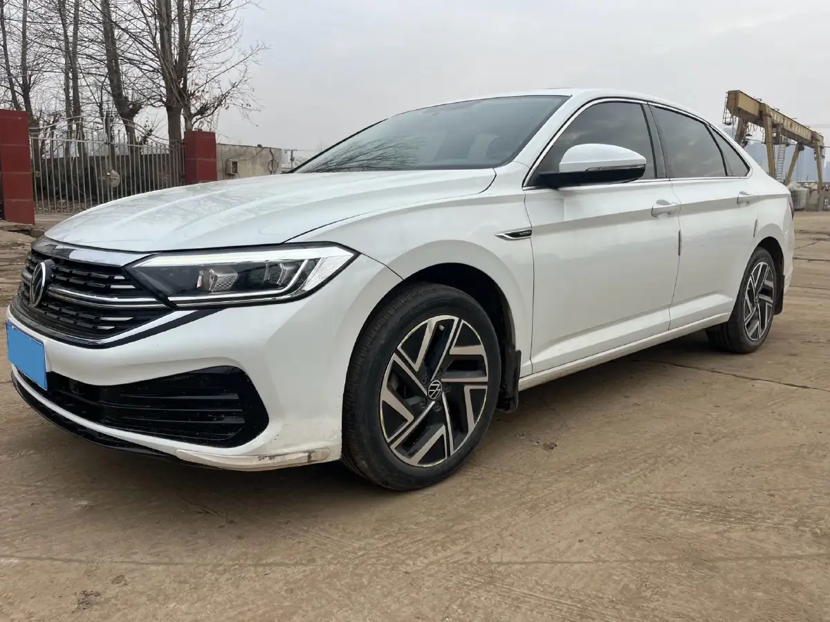 2023 Volkswagen Sagitar 1.4T 150HP L4 7DCT