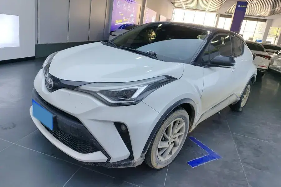 2021 Toyota C-HR 2.0L 171HP L4 CVT
