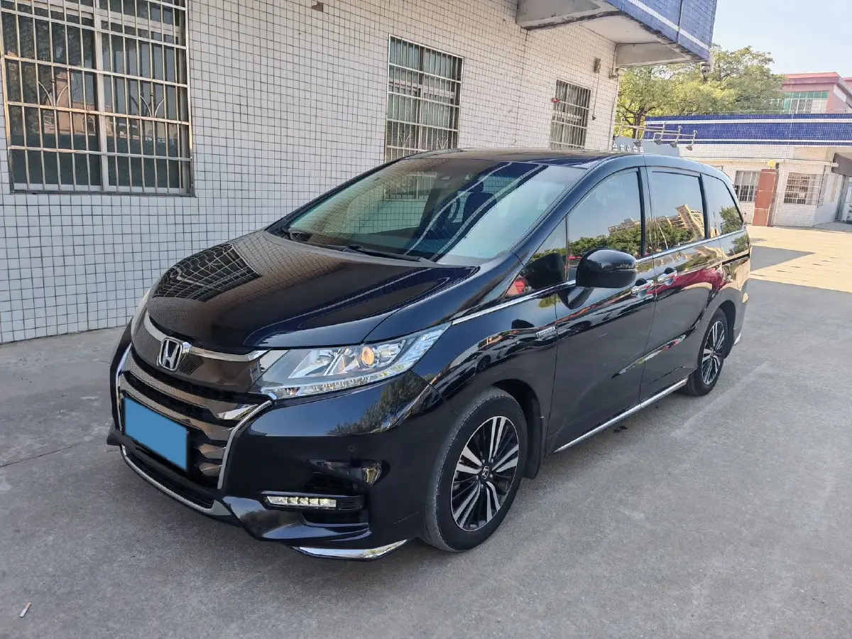 2021 Honda Odyssey 2.0L 146HP L4 E-CVT Hybrid