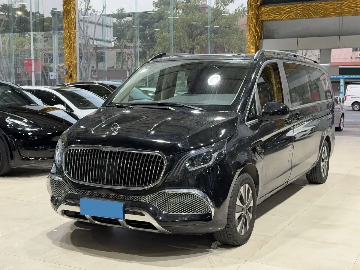 2023 Mercedes-Benz Vito 2.0T 211HP L4 9AT