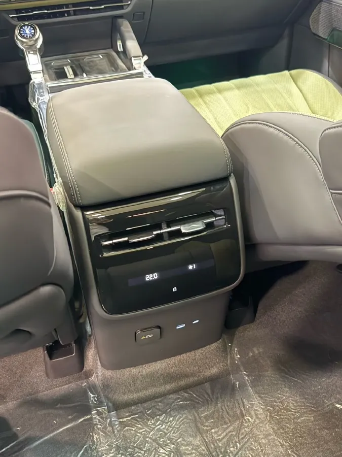 2026 M Hero 917 REEV 197HP 2AT REEV,autocango,china used car exporter,china ev exporter,chinese used car exporter,chinese used ev exporter