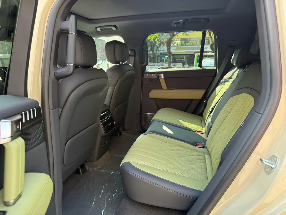 2026 M Hero 917 REEV 197HP 2AT REEV,autocango,china used car exporter,china ev exporter,chinese used car exporter,chinese used ev exporter