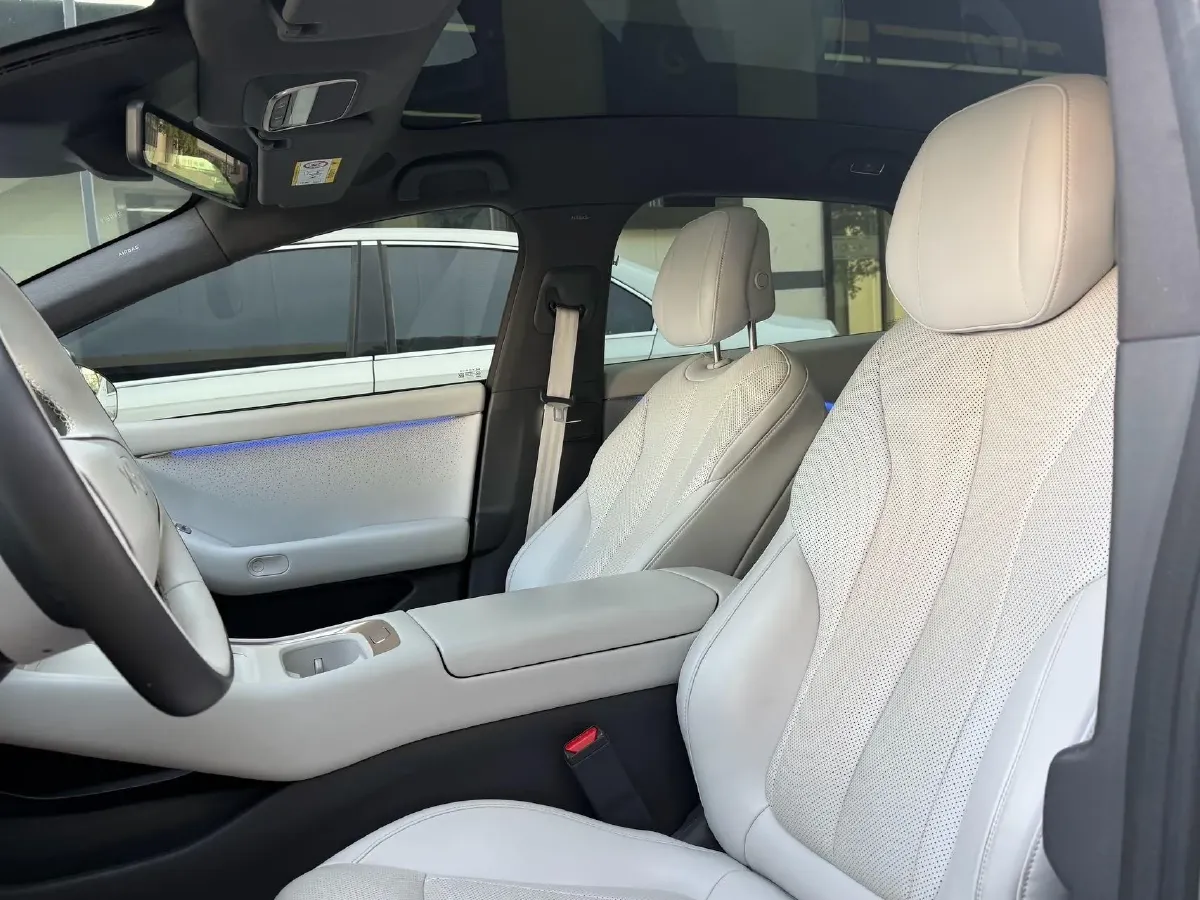 2024 Xpeng P7+ BEV 76.3KWH,autocango,china used car exporter,china ev exporter,chinese used car exporter,chinese used ev exporter