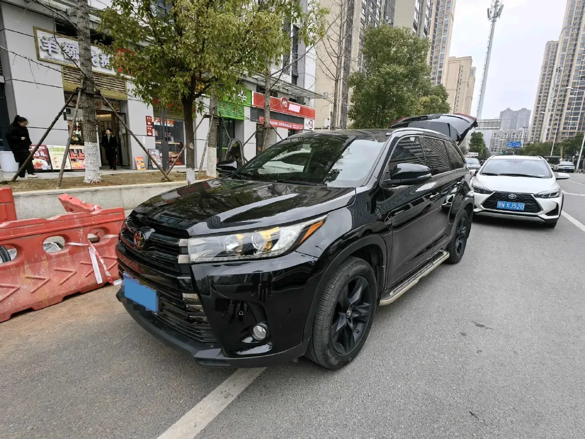 2019 HanTeng V7 1.5T 156HP L4 6AT,autocango,china used car exporter,china ev exporter,chinese used car exporter,chinese used ev exporter