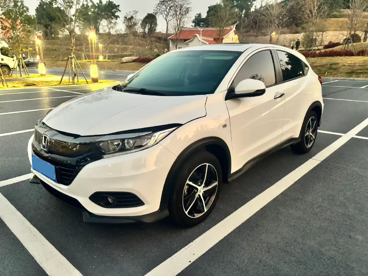 2020 Honda Vezel 1.5L 131HP L4 CVT