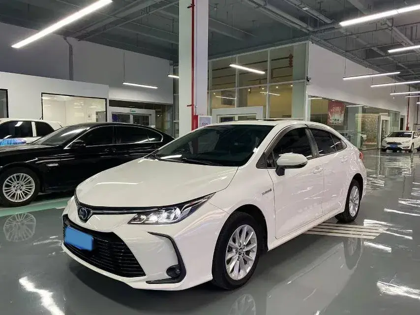 2019 Toyota Corolla 1.8L 98HP L4 E-CVT Hybrid