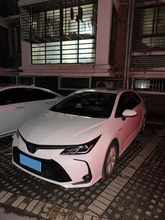 2023 Toyota Corolla 1.8L 98HP L4 E-CVT Hybrid