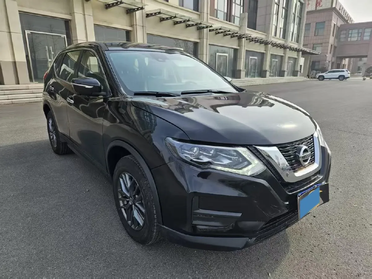 2025 Nissan X-Trail 2.0L 151HP L4 CVT,autocango,china used car exporter,china ev exporter,chinese used car exporter,chinese used ev exporter