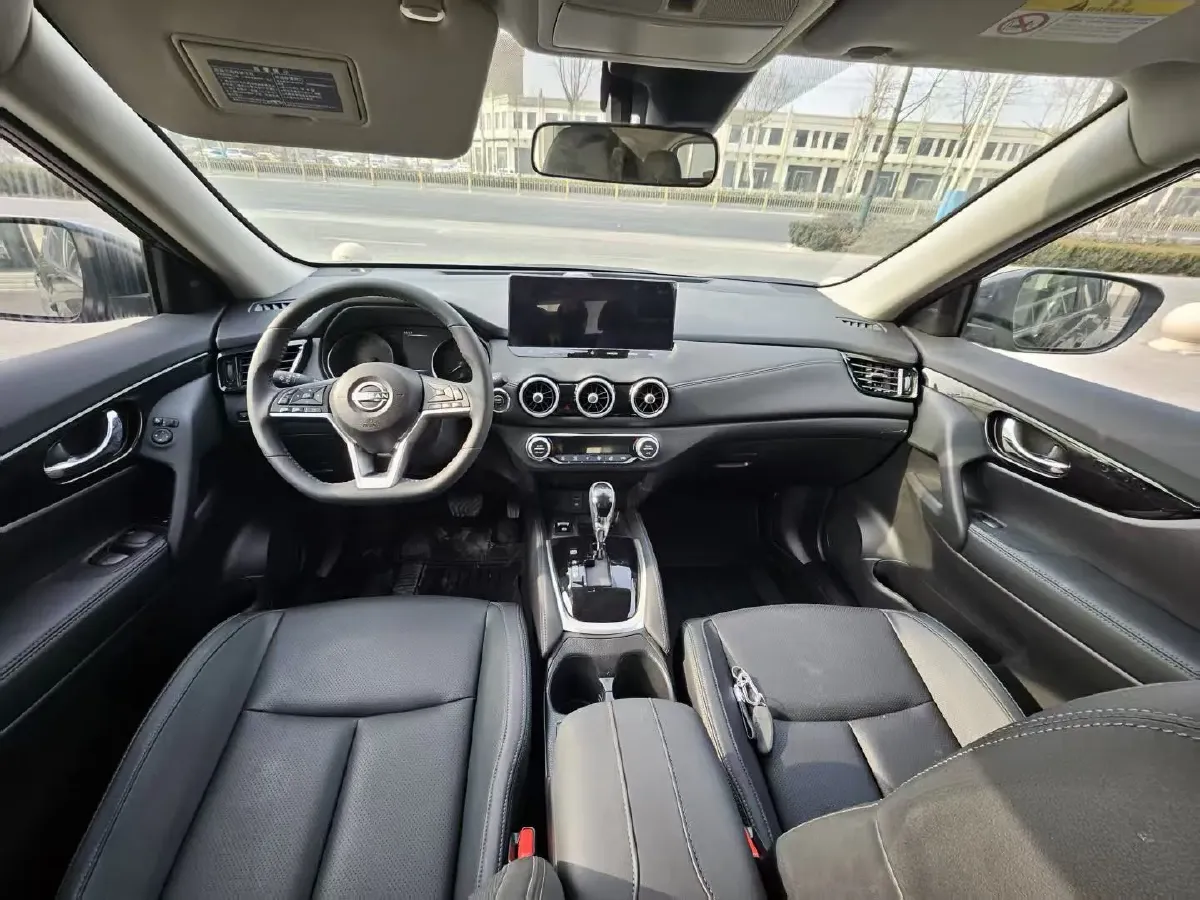 2025 Nissan X-Trail 2.0L 151HP L4 CVT,autocango,china used car exporter,china ev exporter,chinese used car exporter,chinese used ev exporter