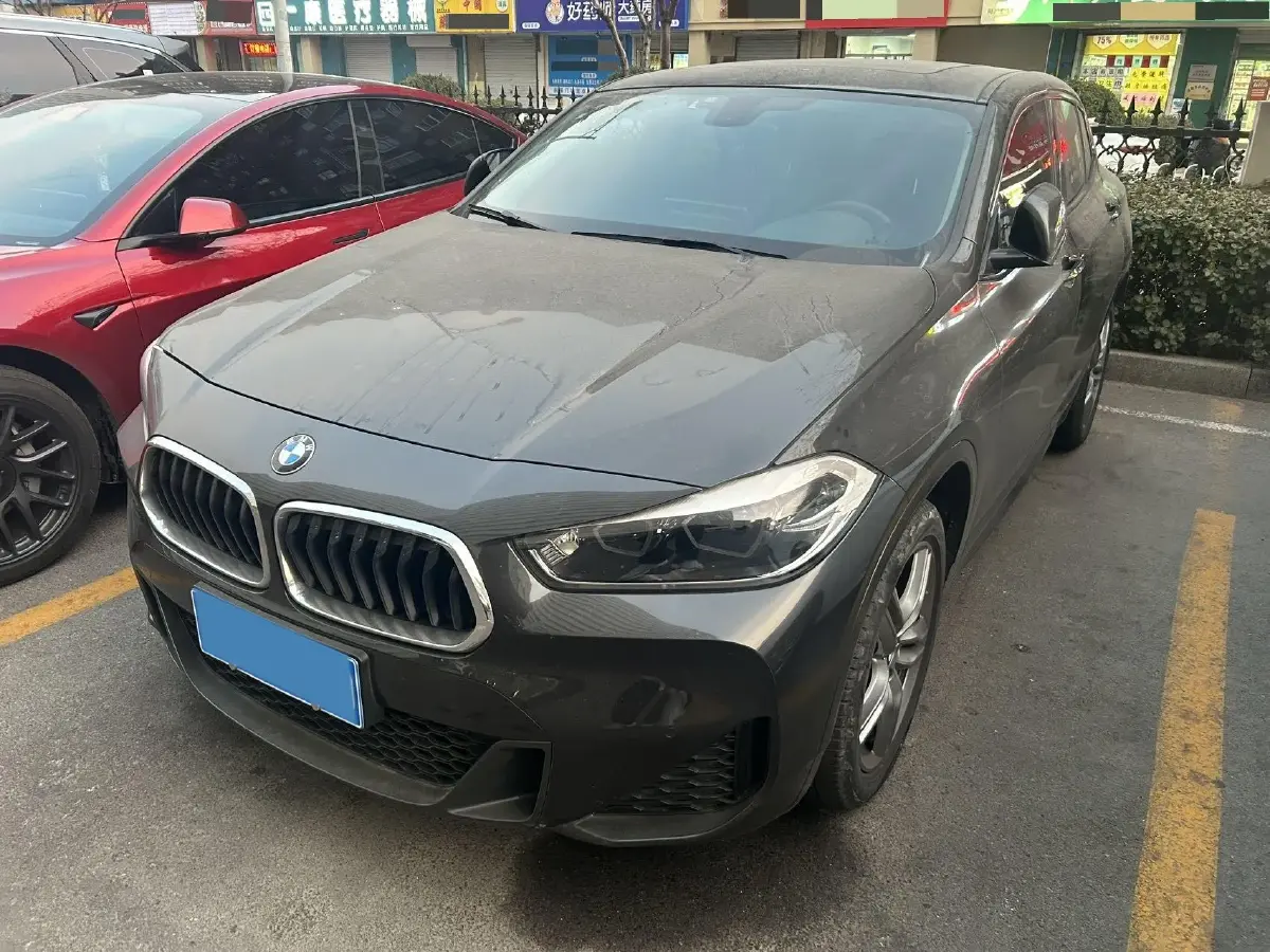 2022 BMW X2 2.0T 192HP L4 7DCT