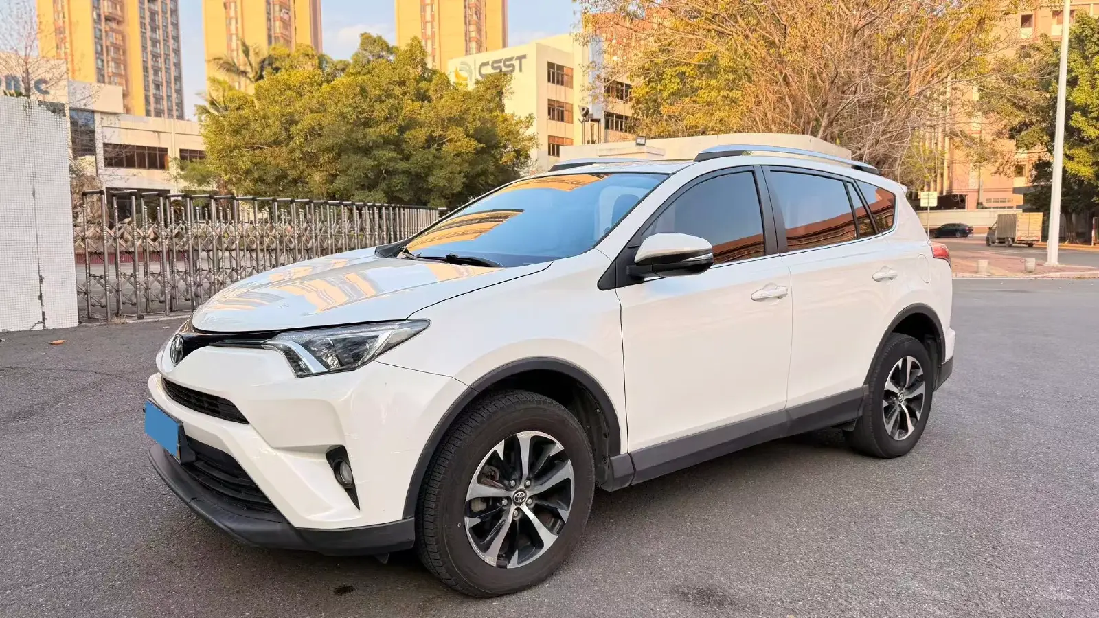 2018 Toyota RAV4 2.0L 151HP L4 CVT