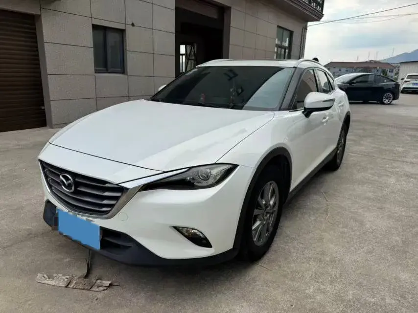 2018 Mazda CX-4 2.0L 158HP L4 6AT