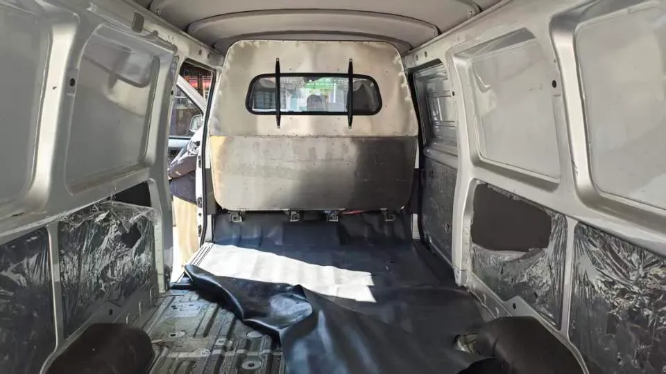 2021 SWM X2 1.5L 112HP L4 5MT,autocango,china used car exporter,china ev exporter,chinese used car exporter,chinese used ev exporter