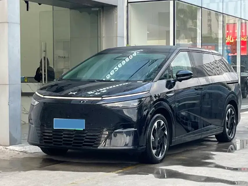 2024 Xpeng X9 BEV 101.5KWH