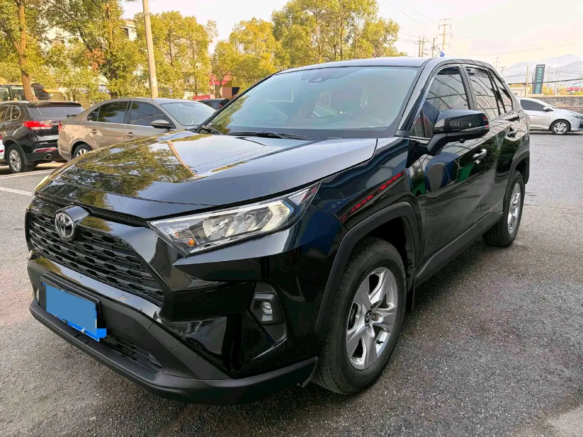 2023 Toyota RAV4 2.0L 171HP L4 CVT