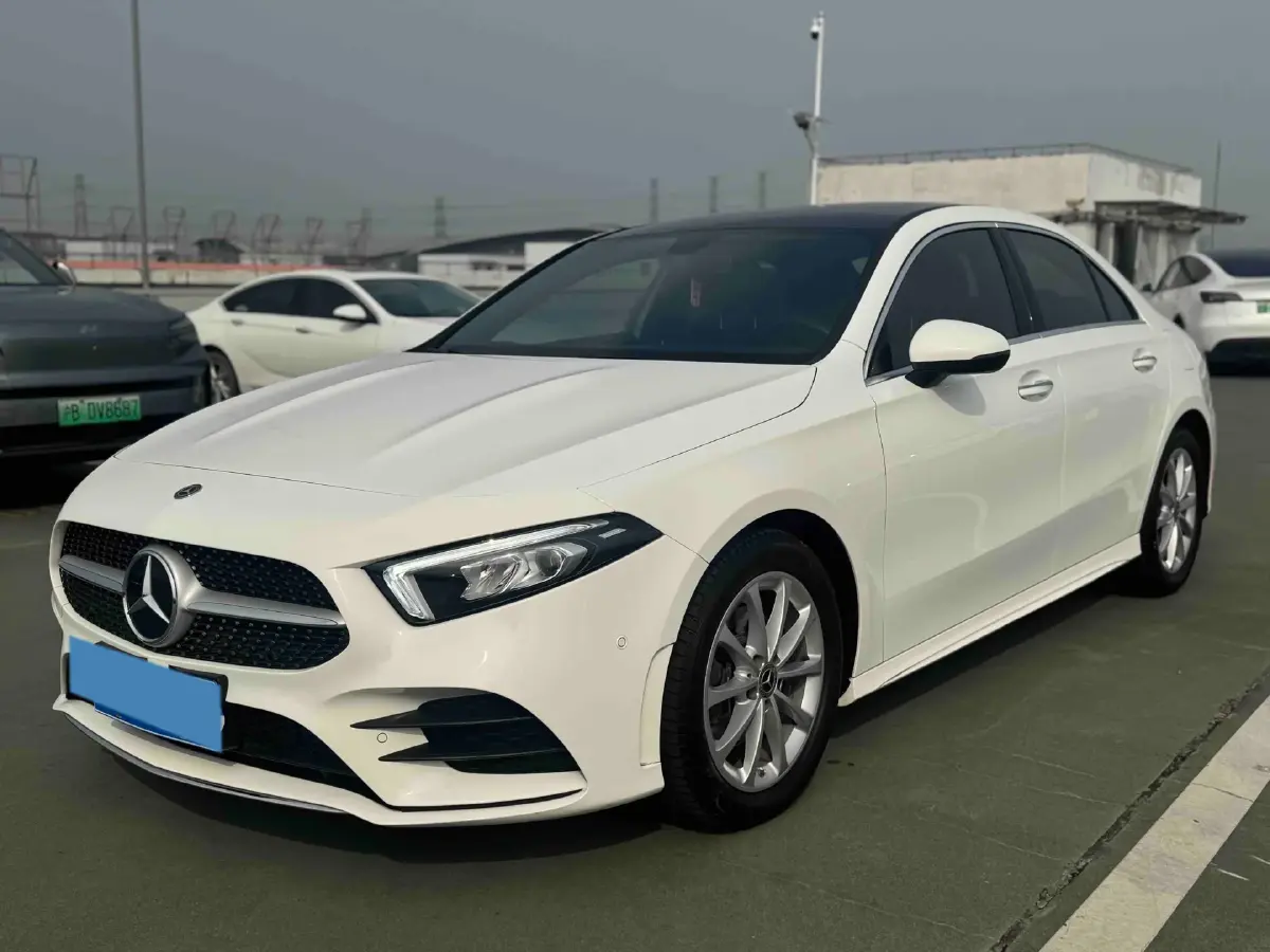 2020 Mercedes-Benz A Class 1.3T 163HP L4 7DCT