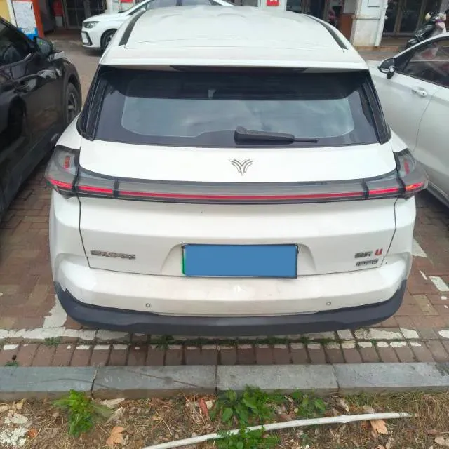 2022 Venucia Grand V 1.5T 190HP L4 7DCT,autocango,china used car exporter,china ev exporter,chinese used car exporter,chinese used ev exporter
