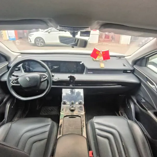 2022 Venucia Grand V 1.5T 190HP L4 7DCT,autocango,china used car exporter,china ev exporter,chinese used car exporter,chinese used ev exporter