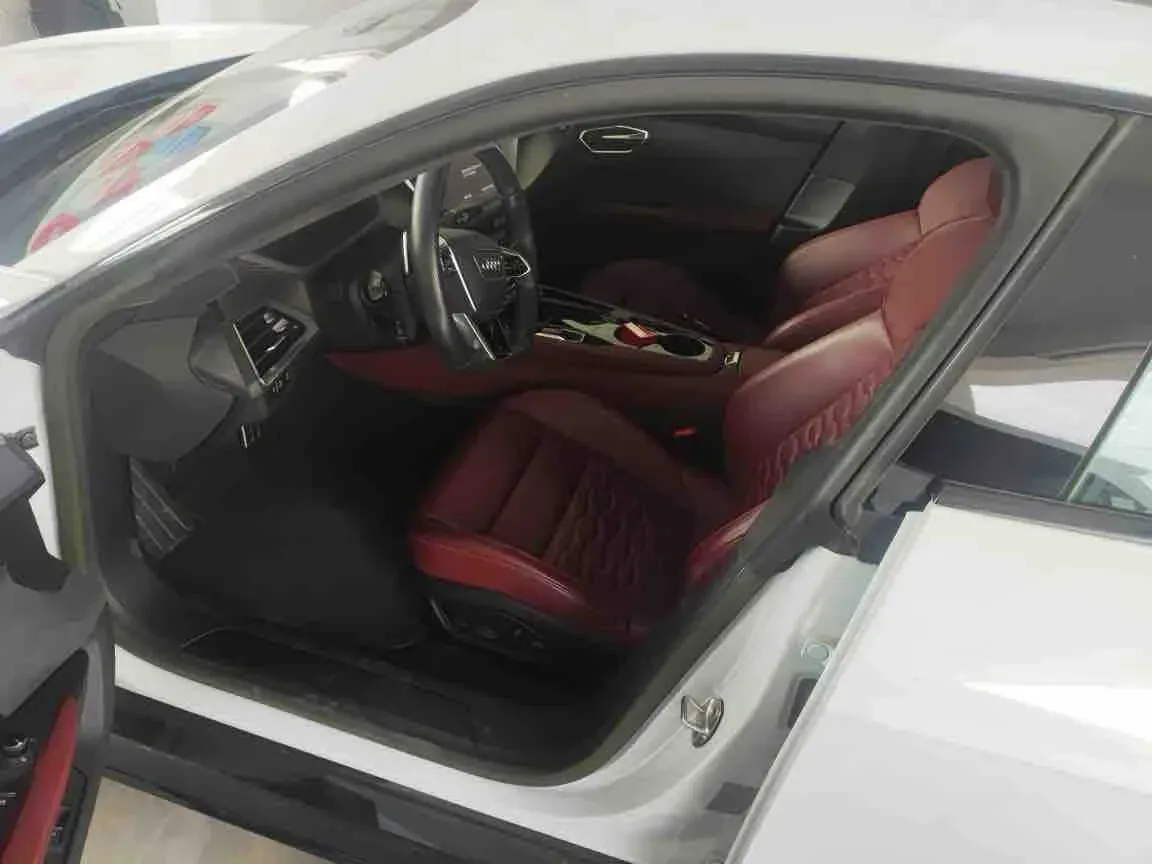 2023 Audi RS e-tron GT 2AT BEV 93.4KWH,autocango,china used car exporter,china ev exporter,chinese used car exporter,chinese used ev exporter