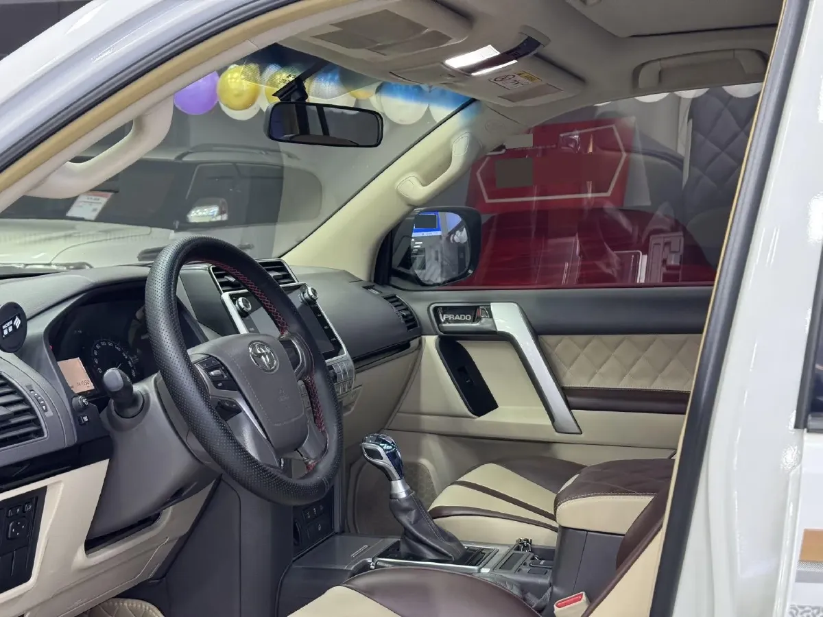 2016 Jaguar XF 2.0T 240HP L4 8AT,autocango,china used car exporter,china ev exporter,chinese used car exporter,chinese used ev exporter