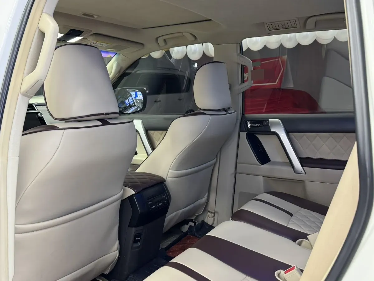 2016 Jaguar XF 2.0T 240HP L4 8AT,autocango,china used car exporter,china ev exporter,chinese used car exporter,chinese used ev exporter