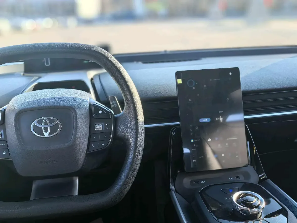 2023 Toyota bZ3 BEV 49.92KWH,autocango,china used car exporter,china ev exporter,chinese used car exporter,chinese used ev exporter