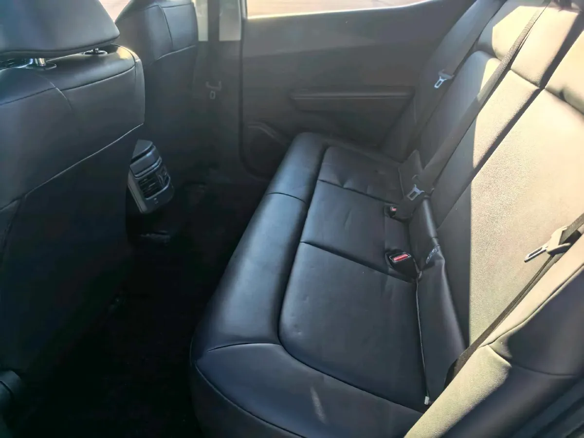 2023 Toyota bZ3 BEV 49.92KWH,autocango,china used car exporter,china ev exporter,chinese used car exporter,chinese used ev exporter