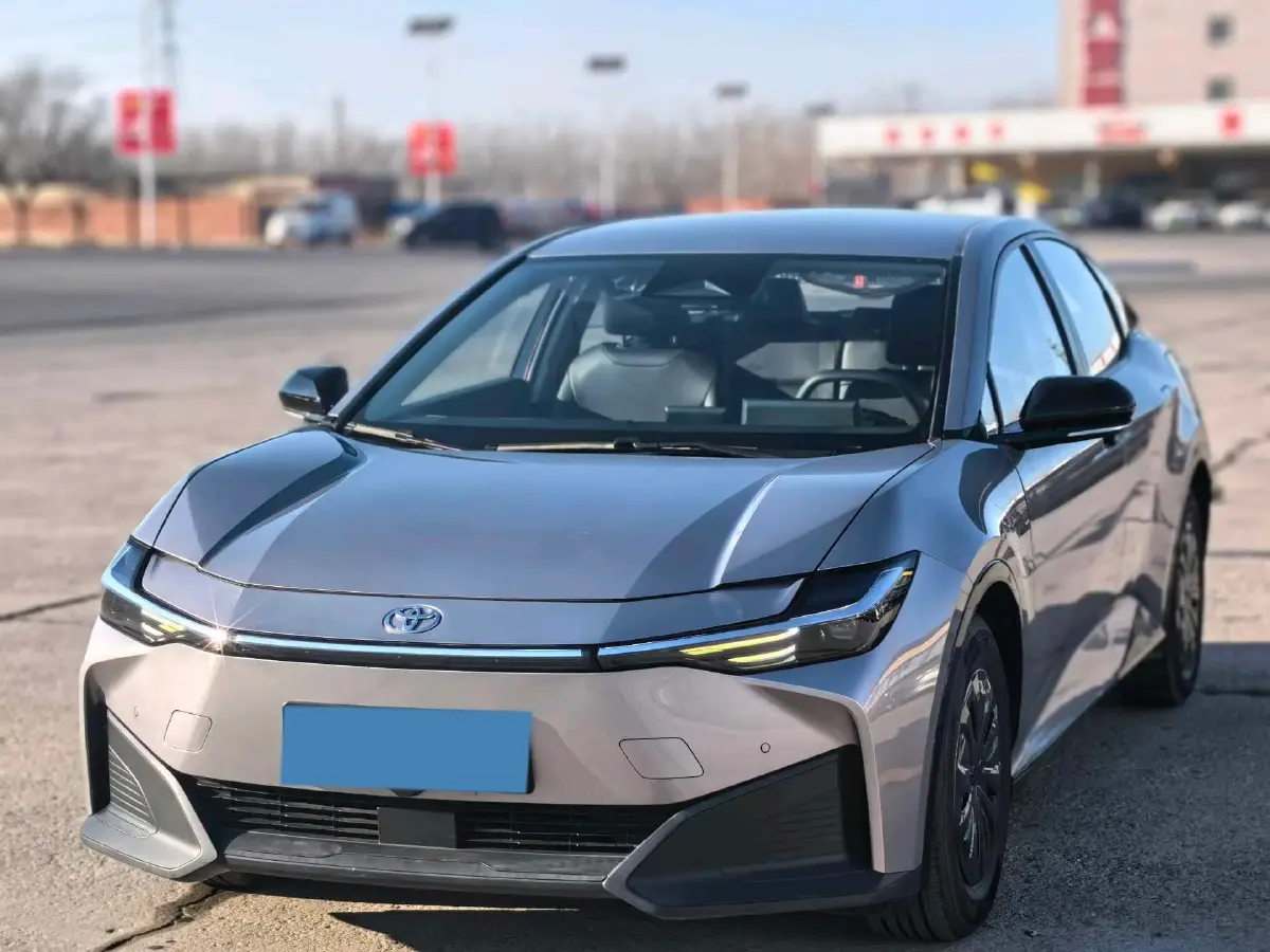 2023 Toyota bZ3 BEV 49.92KWH
