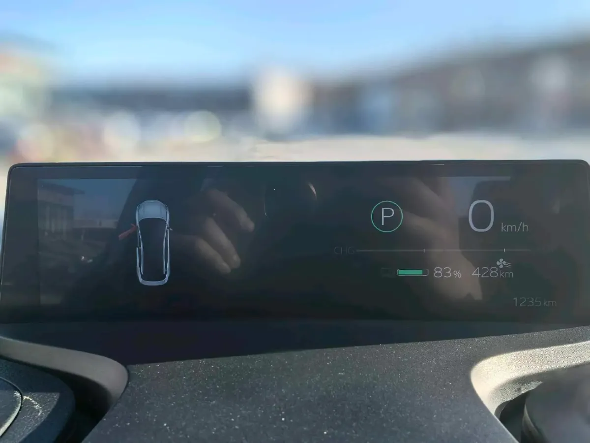 2023 Toyota bZ3 BEV 49.92KWH,autocango,china used car exporter,china ev exporter,chinese used car exporter,chinese used ev exporter