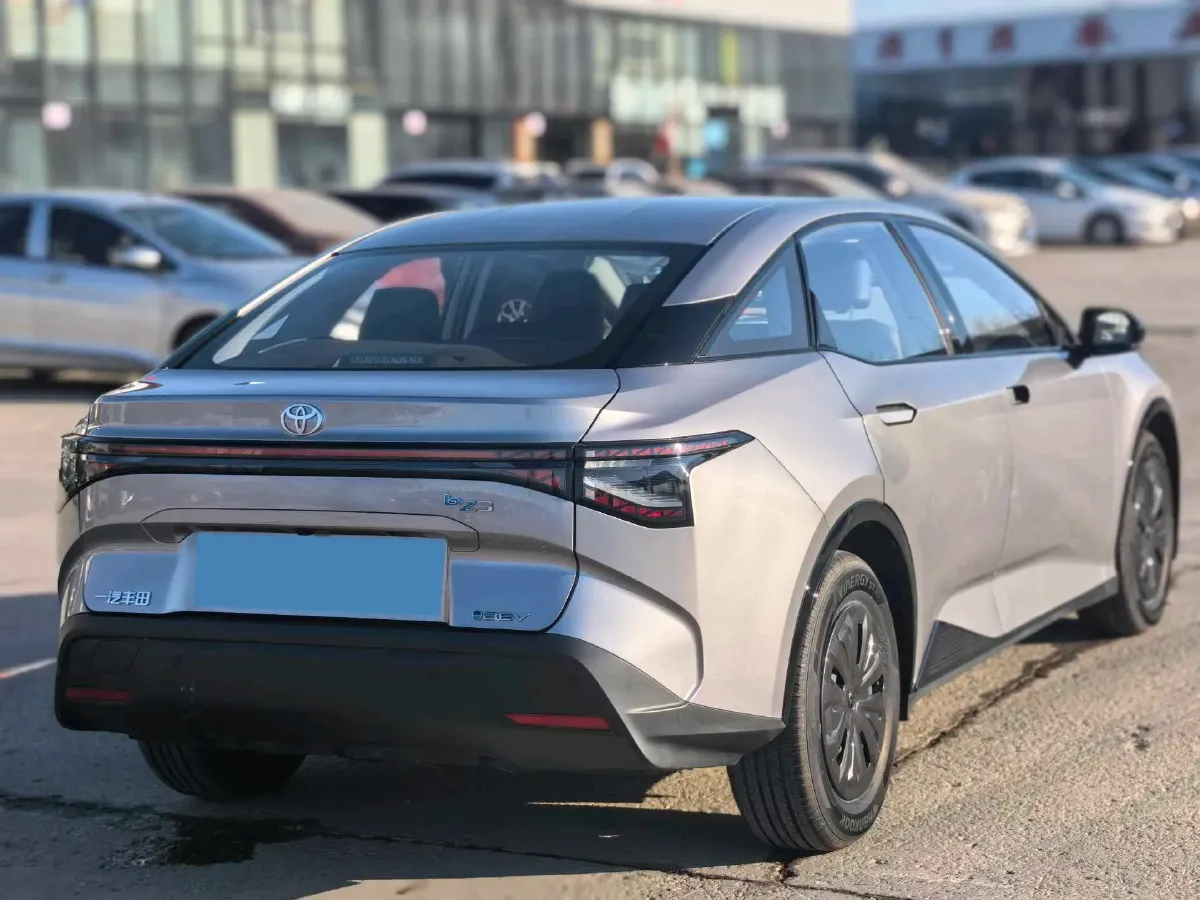 2023 Toyota bZ3 BEV 49.92KWH,autocango,china used car exporter,china ev exporter,chinese used car exporter,chinese used ev exporter