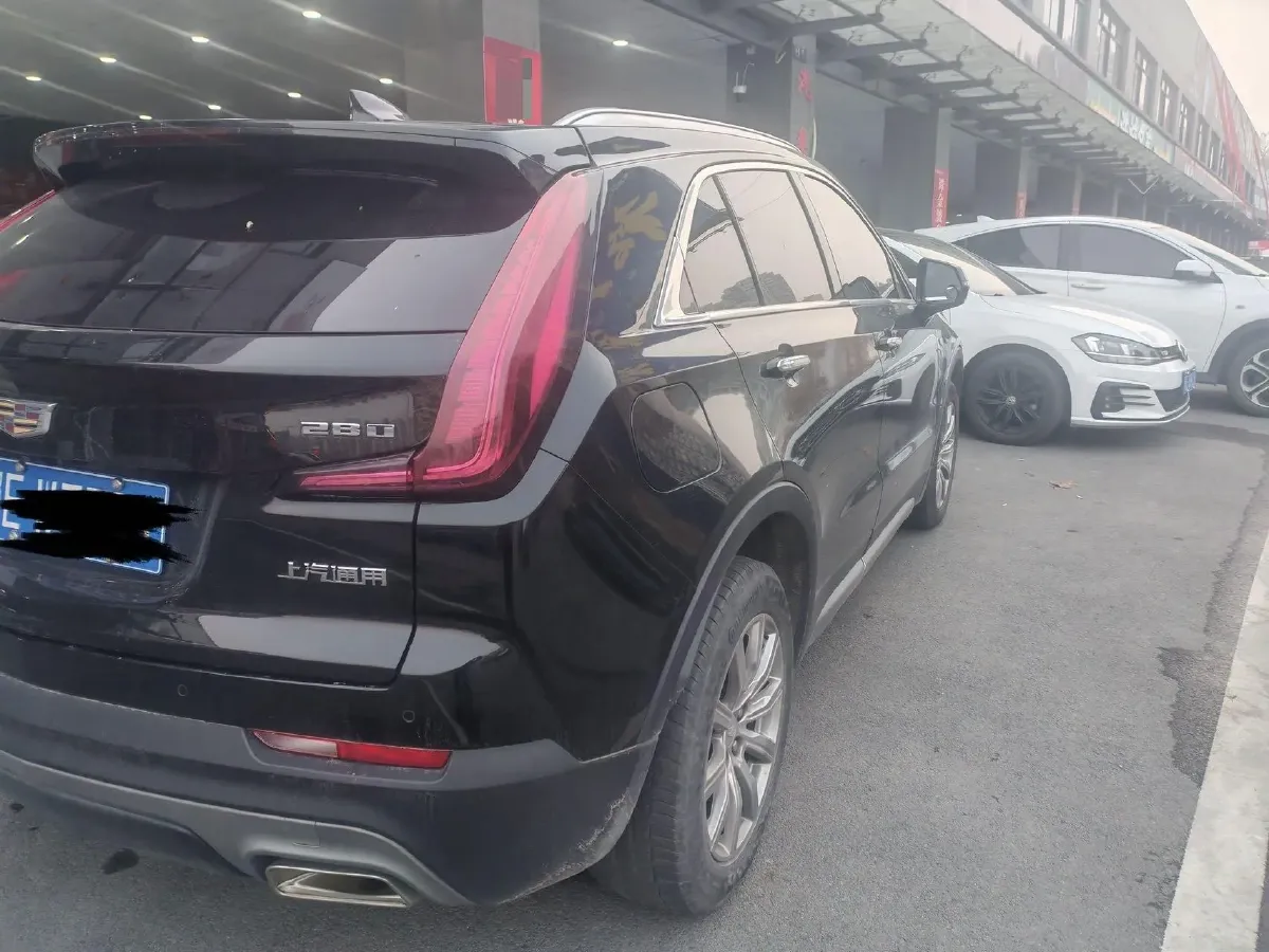 2021 Cadillac XT4 2.0T 237HP L4 9AT,autocango,china used car exporter,china ev exporter,chinese used car exporter,chinese used ev exporter