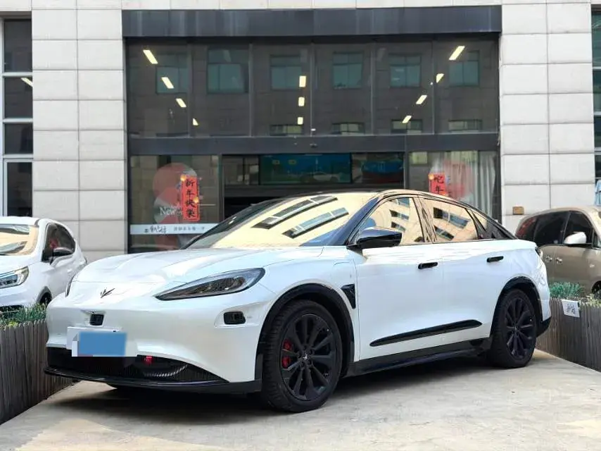 2022 ARCFOX αS BEV 74.5KWH