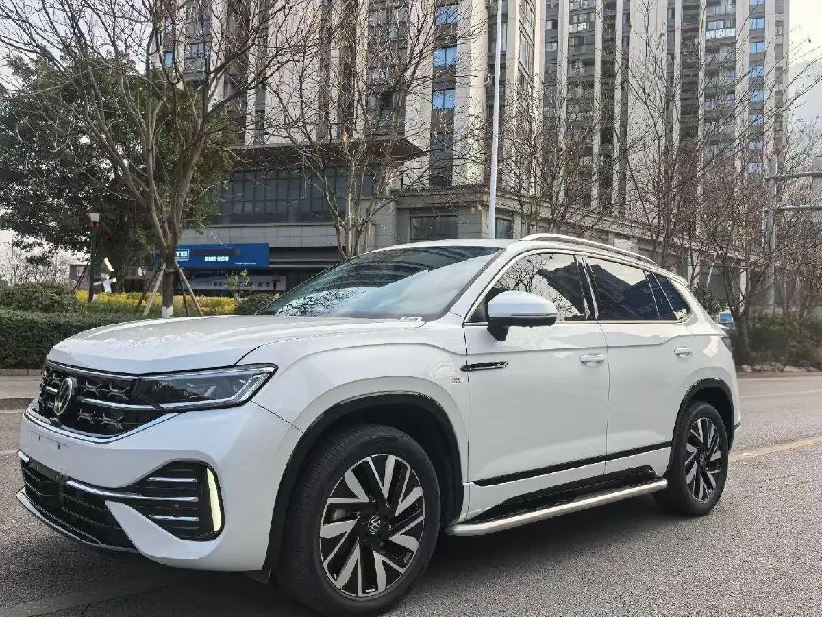 2024 Volkswagen Tayron 2.0T 186HP L4 7DCT