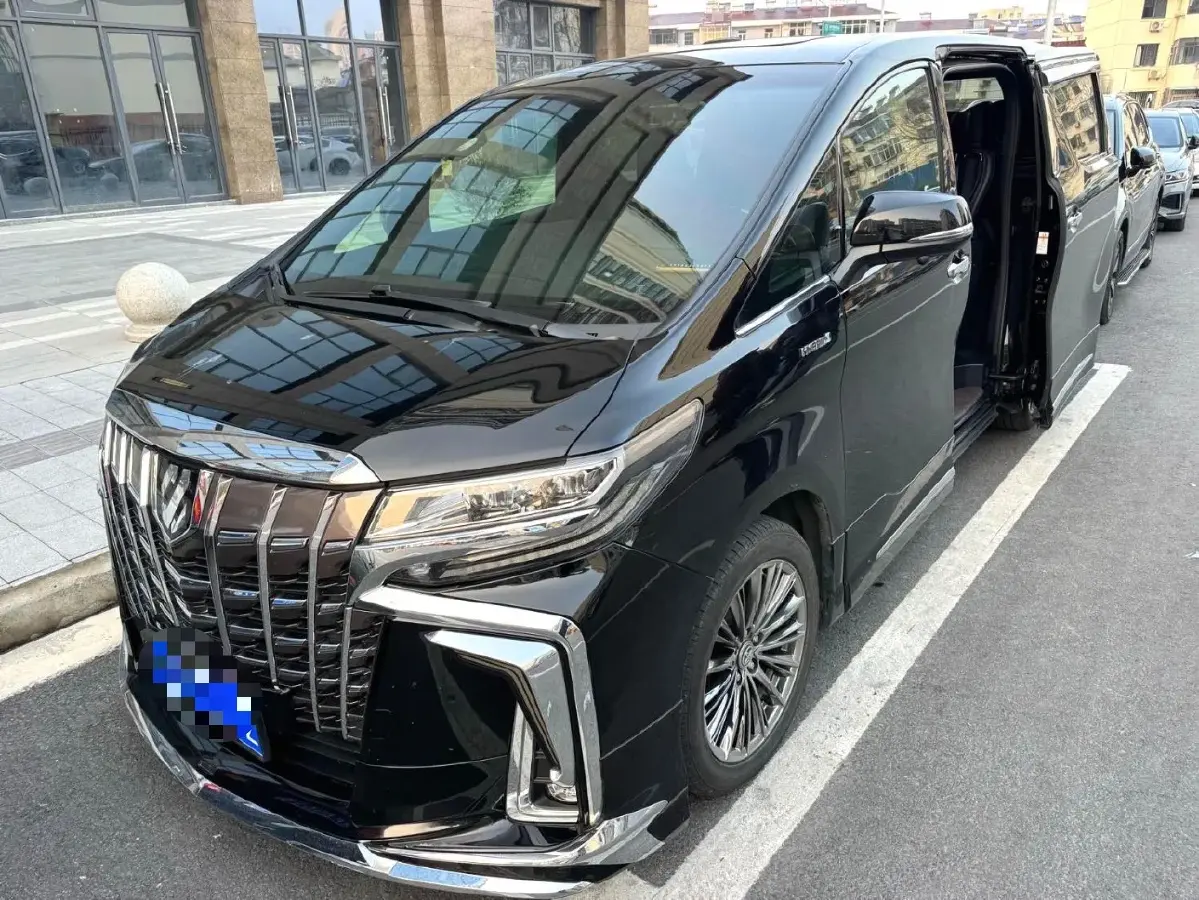 2018 Toyota Alphard 3.5L 301HP V6 8AT