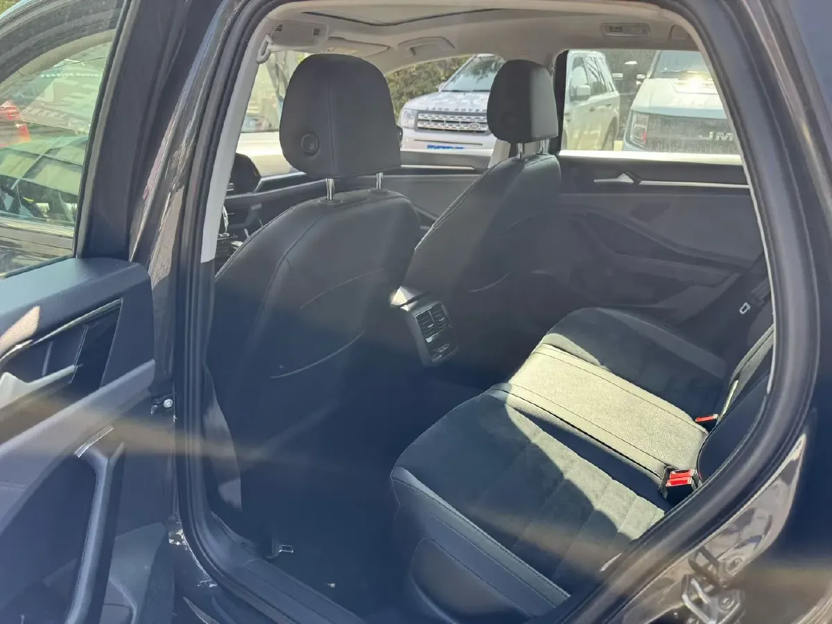 2019 Luxgen Grand 7 MPV 2.0T 188HP L4 6AT,autocango,china used car exporter,china ev exporter,chinese used car exporter,chinese used ev exporter