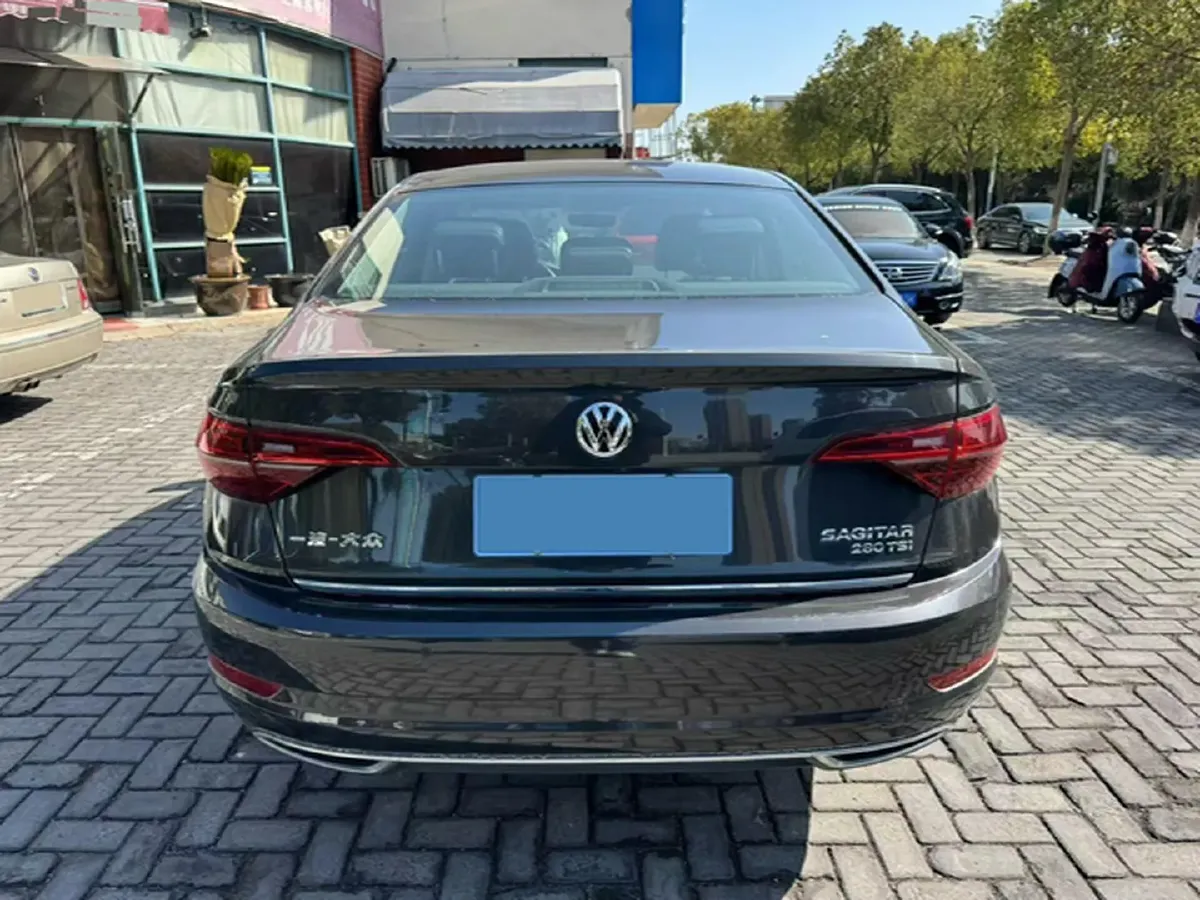 2019 Luxgen Grand 7 MPV 2.0T 188HP L4 6AT,autocango,china used car exporter,china ev exporter,chinese used car exporter,chinese used ev exporter