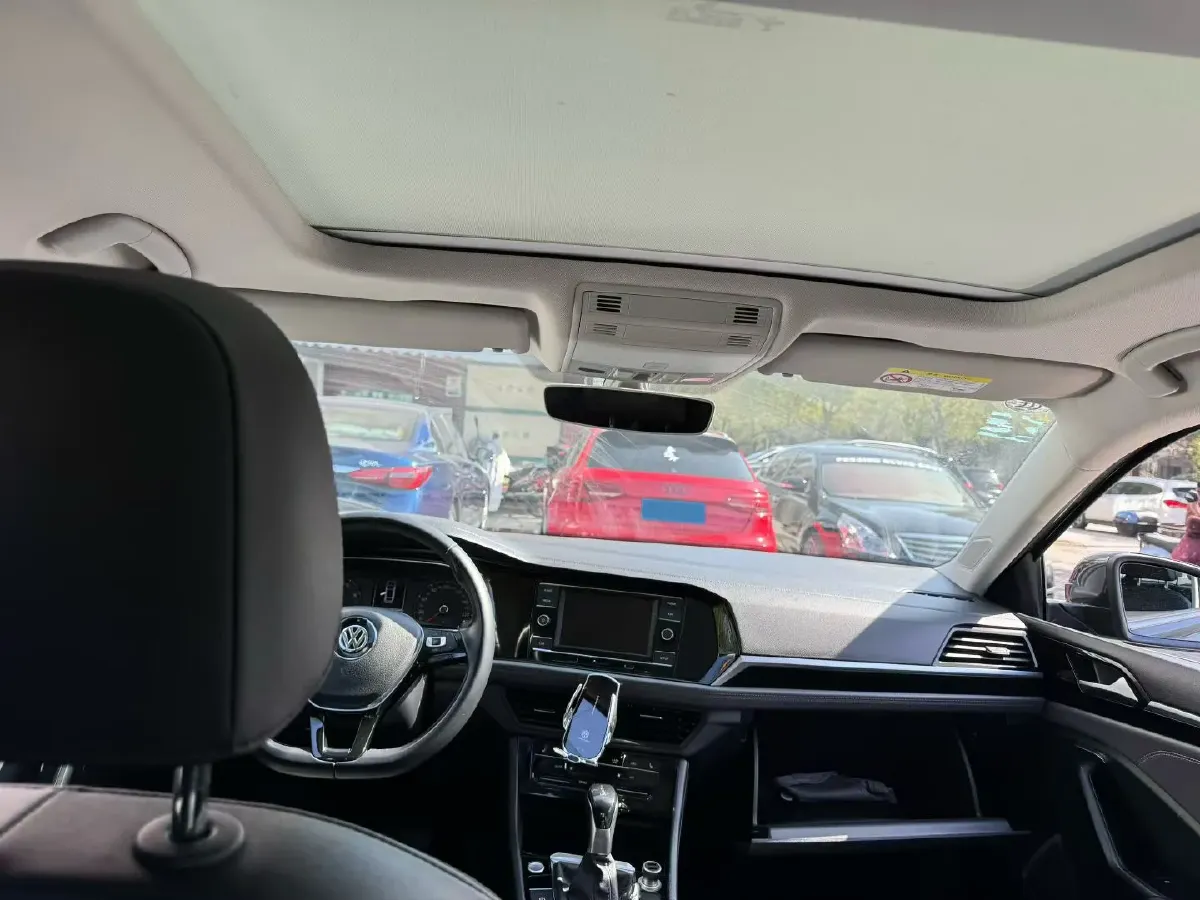 2019 Luxgen Grand 7 MPV 2.0T 188HP L4 6AT,autocango,china used car exporter,china ev exporter,chinese used car exporter,chinese used ev exporter