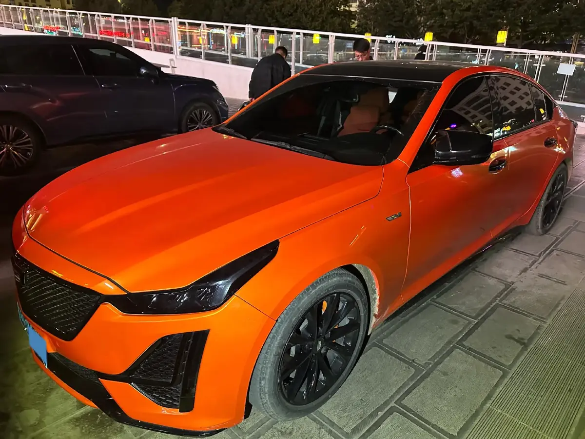 2021 Cadillac CT5 2.0T 237HP L4 10AT