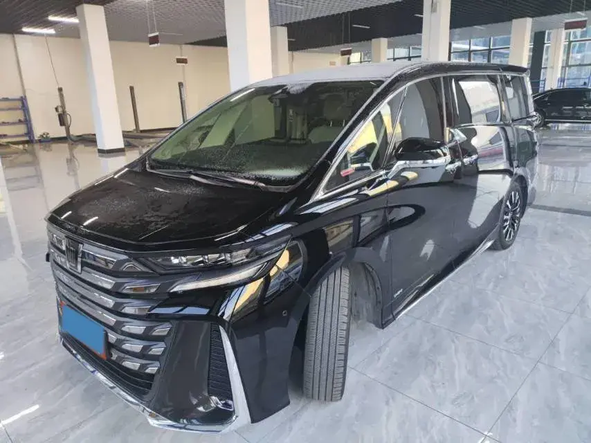 2024 Toyota Vellfire 2.5L 190HP L4 E-CVT Hybrid