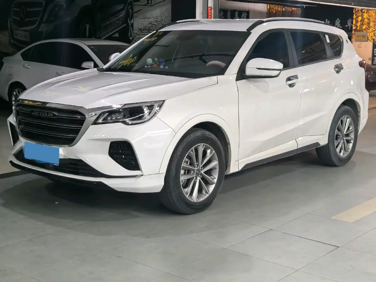 2022 Jetour X70M 1.5T 156HP L4 6MT